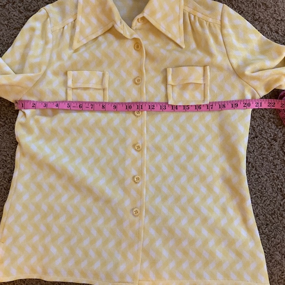Groovy Vintage 60's/70's Yellow Button Down Shirt with Dagger Collar-Women's XL - Picture 7 of 15